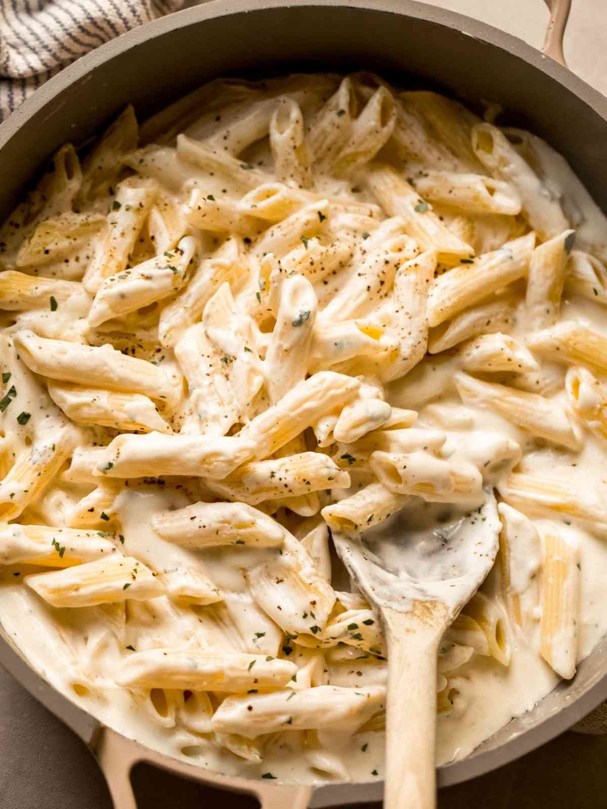 White Creamy Cheese Pasta FF